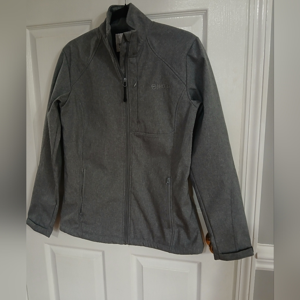 Magellan Outdoors Women’s Jacket Size M Lightweight Gorpcore Streetwear Warm